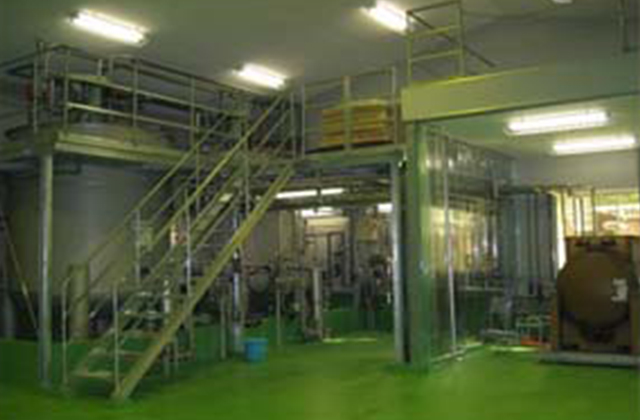 液体苛性ソーダ（水酸化ナトリウム水溶液）配合充填工場image
